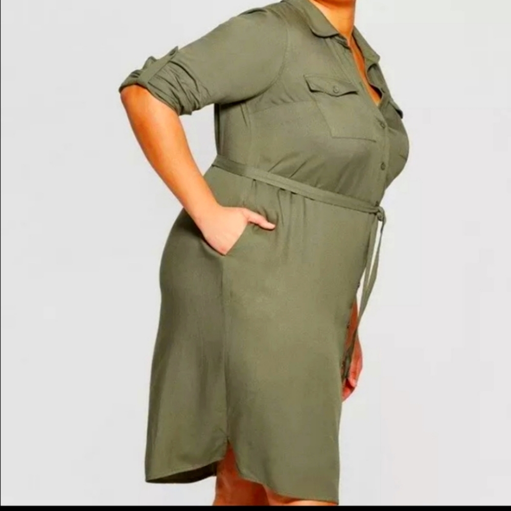Ava & Viv Plus Size Green Button Down Shirt Dress - 1X - Picture 2 of 11